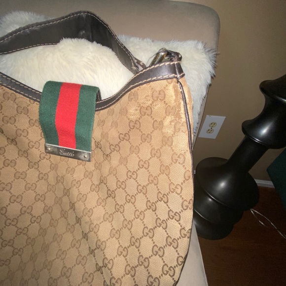 Authentic Gucci Handbag - Picture 4 of 6